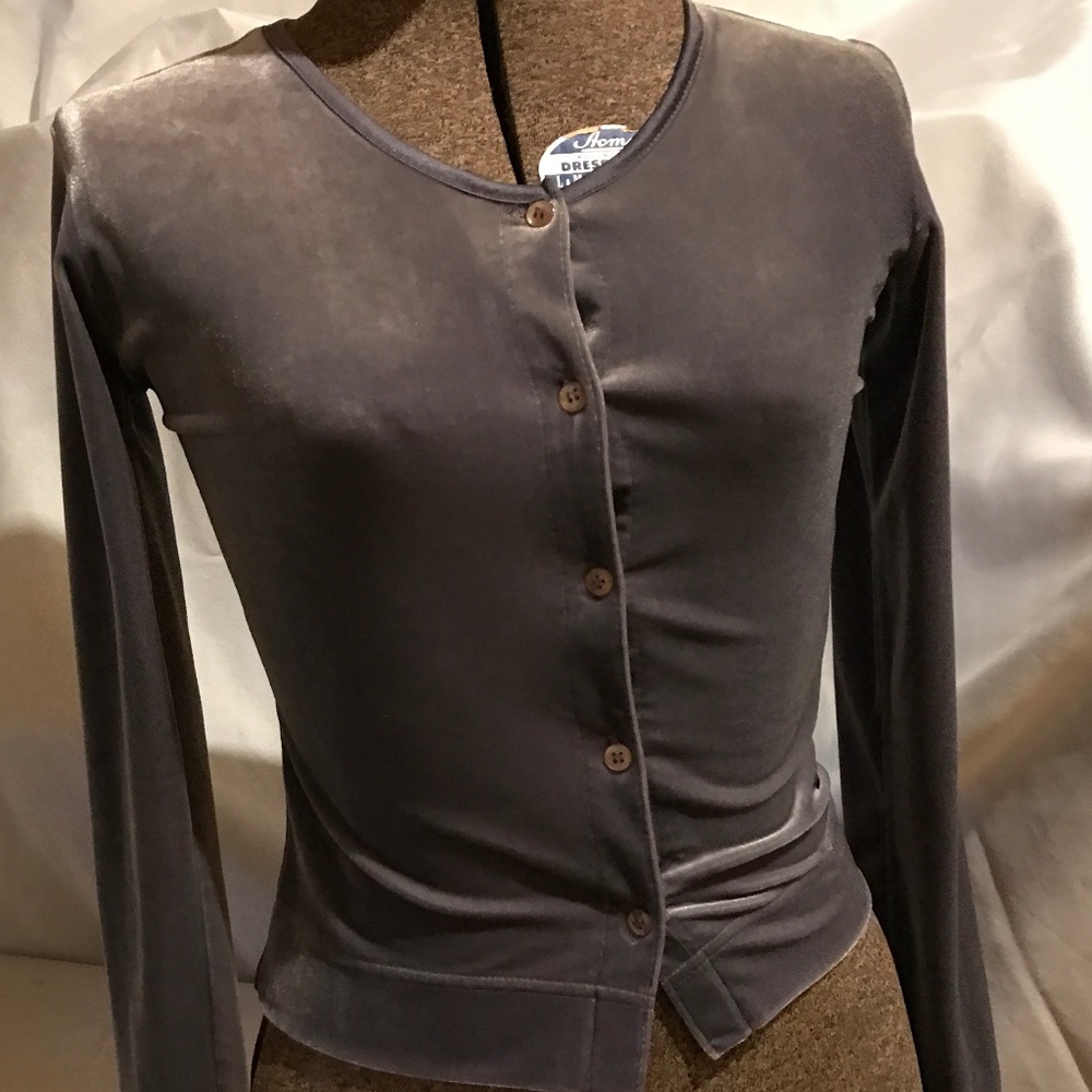 Sweaters - Picture 12 of 15